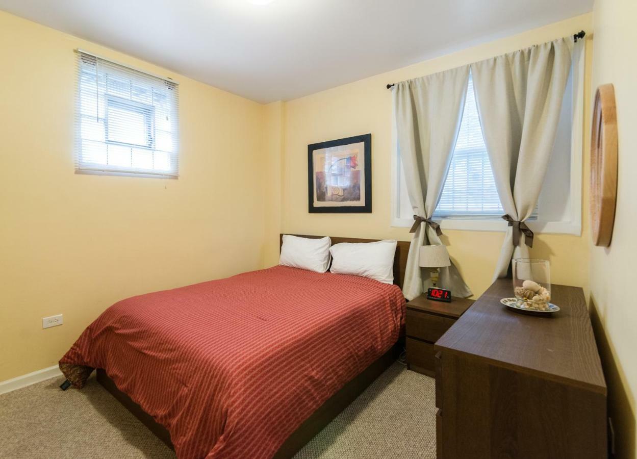 1549 North Maplewood Avenue Apartment Чикаго Екстериор снимка